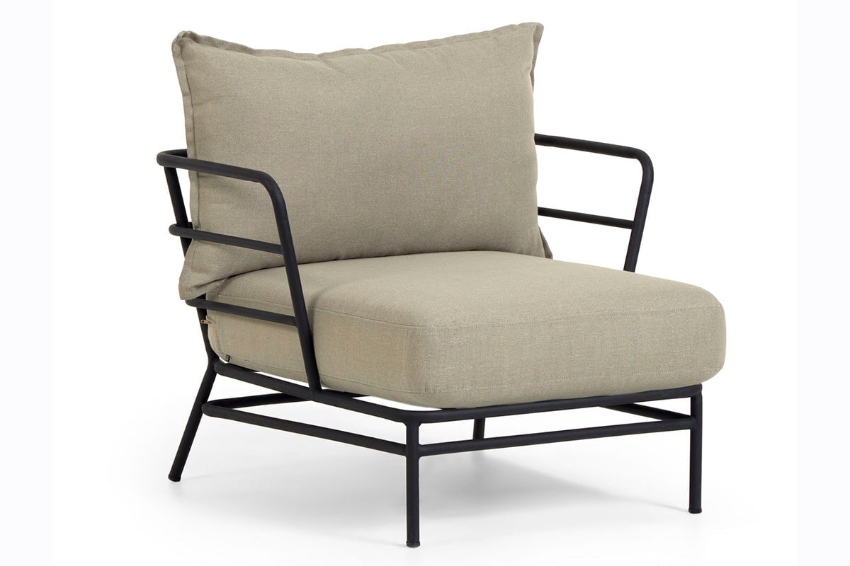 Como Maria Lounge Armchair Como beige cushion/black frame