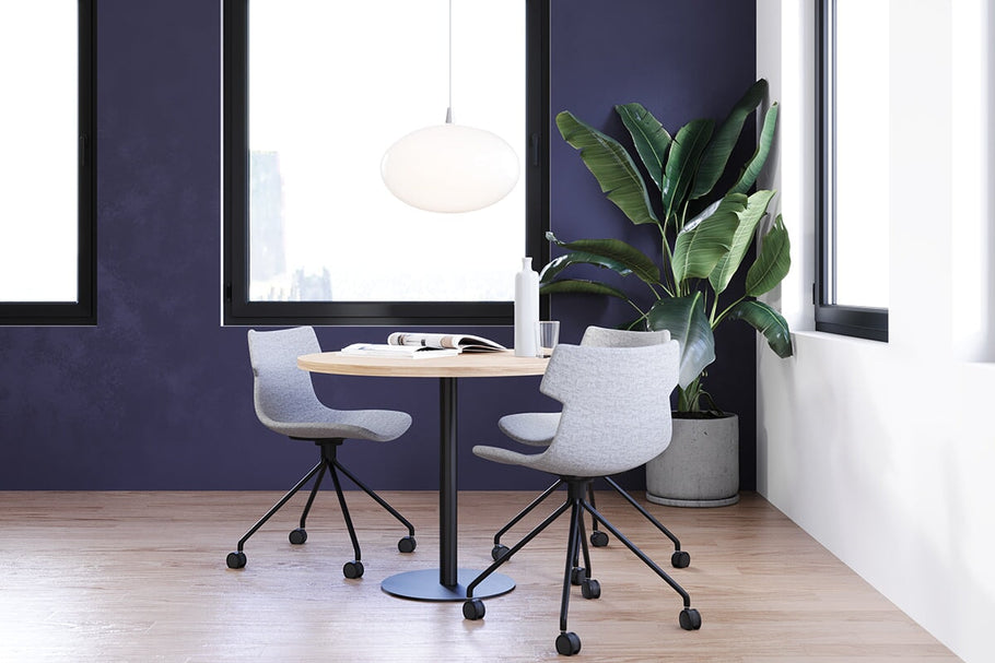 Environmental image of Wave Fabric Visitor Chair - Mobile Base