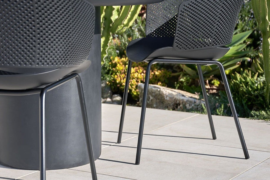 Environmental image of Como Yira Chair