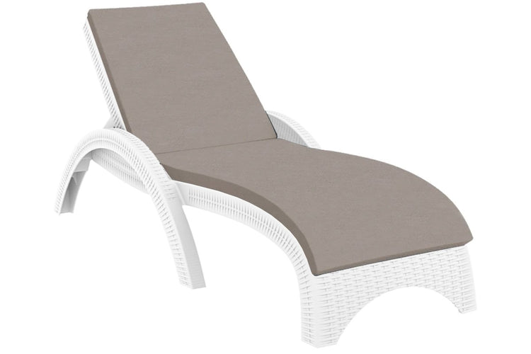 Hospitality Plus Relaxed Sun Lounger - UV-stabilised and Weather-proof Hospitality Plus white chocolate cushion