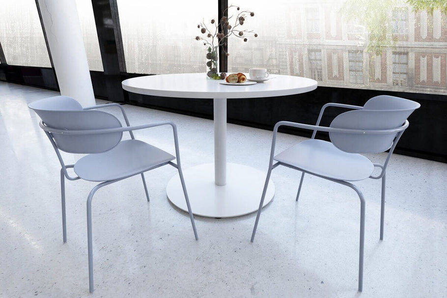 Environmental image of Pedigree Visitor Chair - Plastic