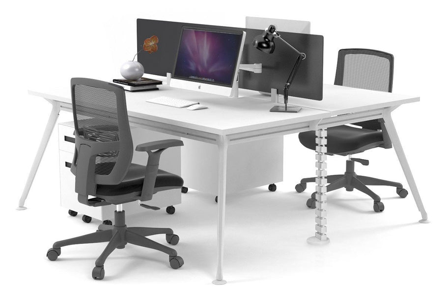 Environmental image of Umbilical Cord Floor to Desk 0.7m