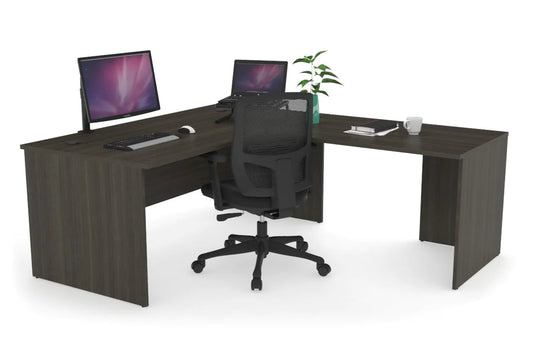 L-Shaped Desks: Space-Saving Solutions for Trade Environments