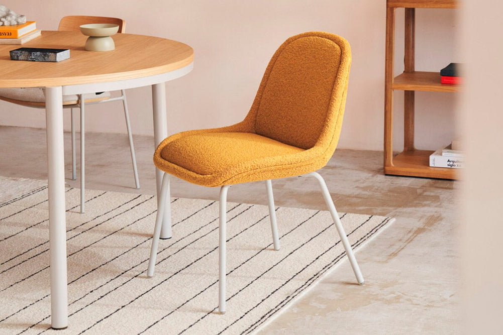 Como Aamin Chair - Shearling Fabric [Shearling Fabric]-white seat/beige leg  