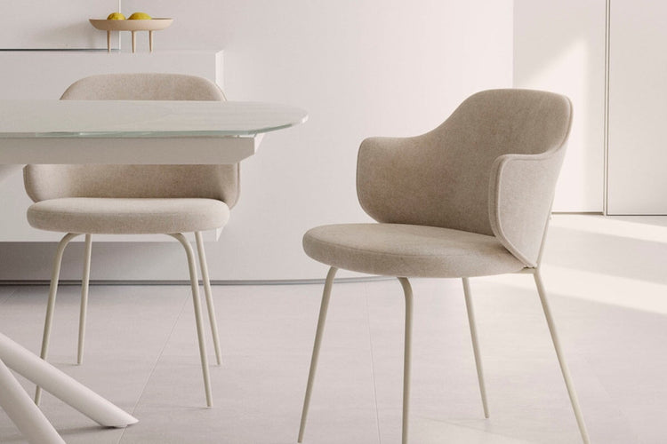 Como Yuni Chair - Chenille Fabric [Chenille Fabric] Como 