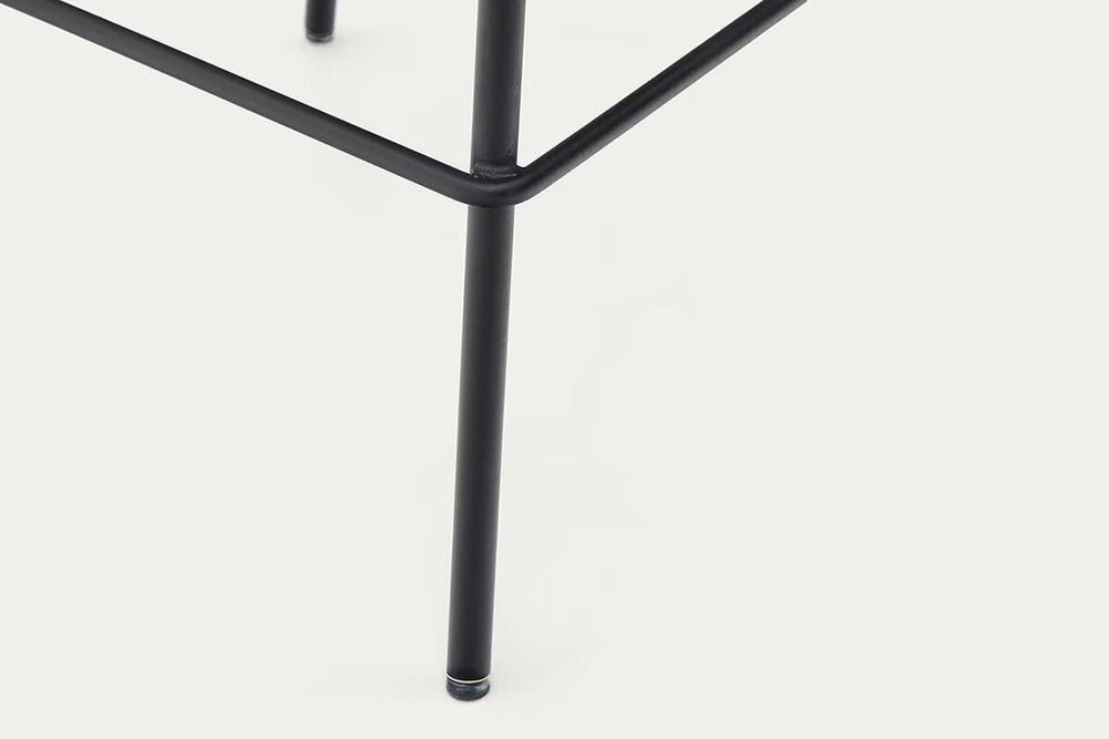 Como Zunara Bar Stool - 650mm Seat Height [925H x 470W]-black  