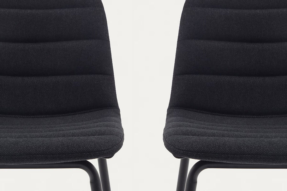 Como Zunara Bar Stool - 650mm Seat Height [925H x 470W]-black  