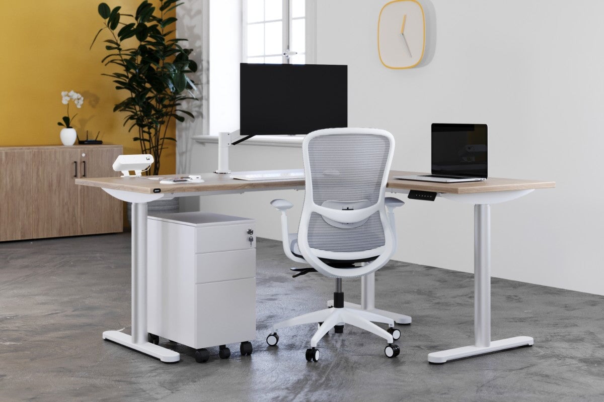 Flexi Height Adjustable Corner Workstation [1600L x 1800W with Cable Scallop]-black leg dark oak 