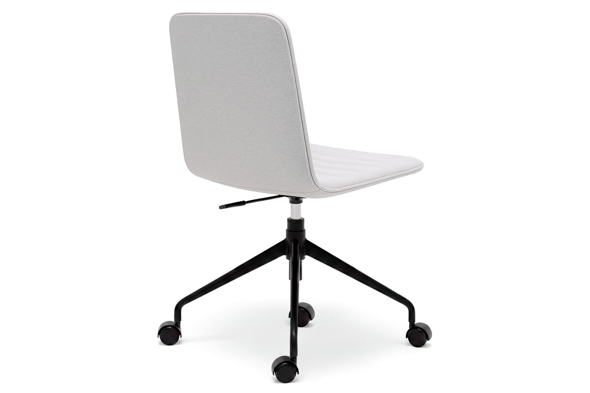 Lark Swivel Meeting Chair-PU black arms 
