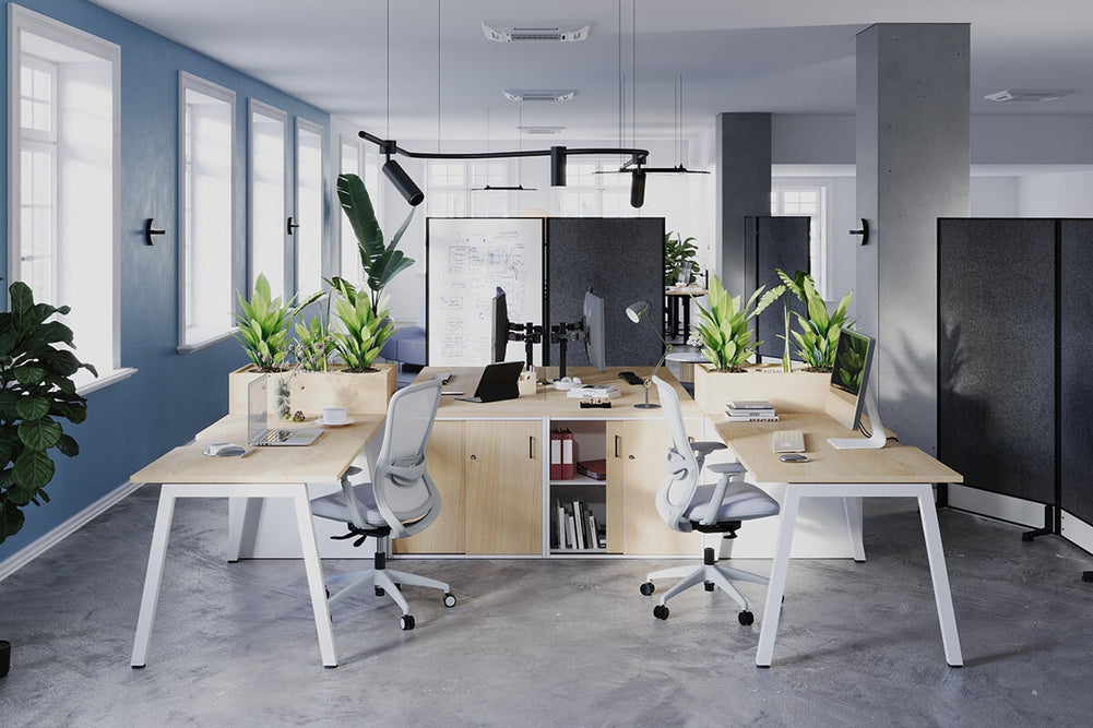 Quadro A Legs 4 Person Workstation with Uniform Spine [4 x (1400x800) with Cable Scallop]-black leg dark oak/dark oak planter 