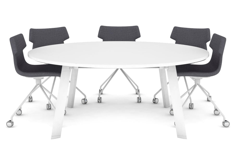 Environmental image of Switch Round Meeting Table [1500 mm]