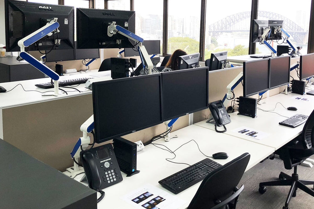 Zgo Dynamic Single Monitor Arm-polished arm silver crossbar white